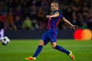 BARCELONA, SPAIN - OCTOBER 19:  Andres Iniesta of FC Barcelona plays the ball during the UEFA Champions League group C match between FC Barcelona and Manchester City FC at Camp Nou on October 19, 2016 in Barcelona, Spain.  (Photo by Alex Caparros/Getty Images)